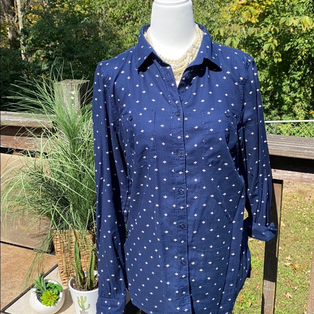 Medium Navy with white accents button down shirt